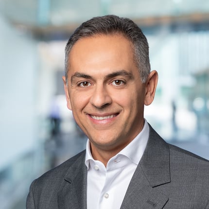 Portrait of Bob Baradaran