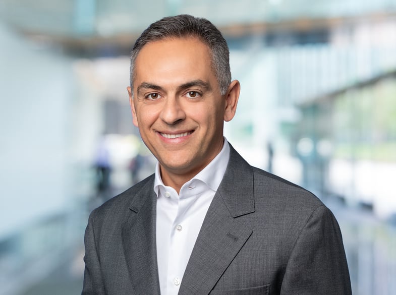 Portrait of Bob Baradaran